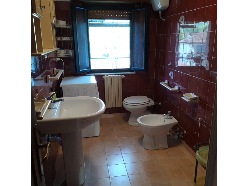 Bagno con doccia