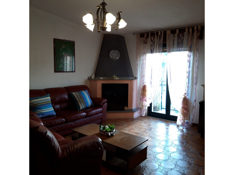 Salotto con balcone