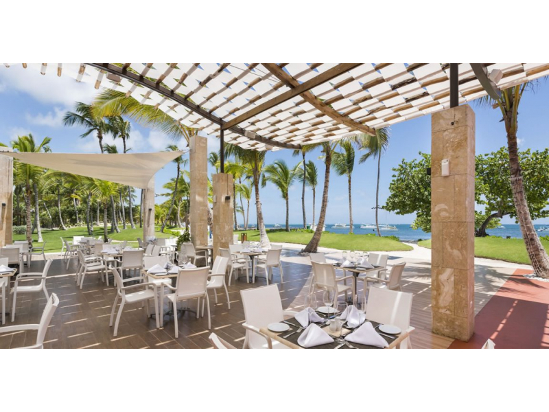 dominican-republic-punta-cana-beachfront-condos-for-sale-10-1152x600